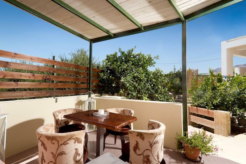 Apartamento Ierapetra Garden House Exterior foto