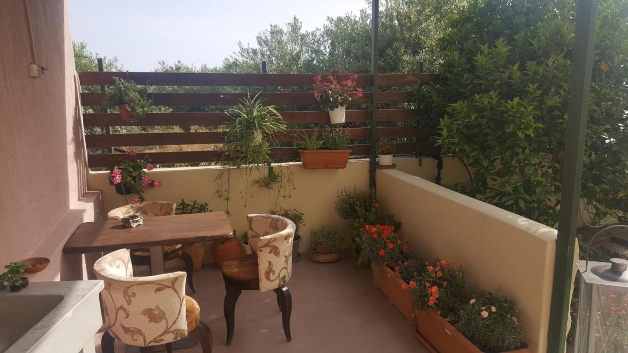 Apartamento Ierapetra Garden House Exterior foto